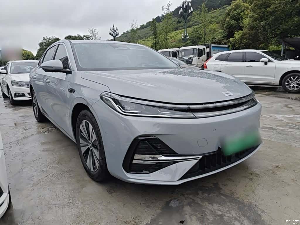 Geely A7, 2025 4