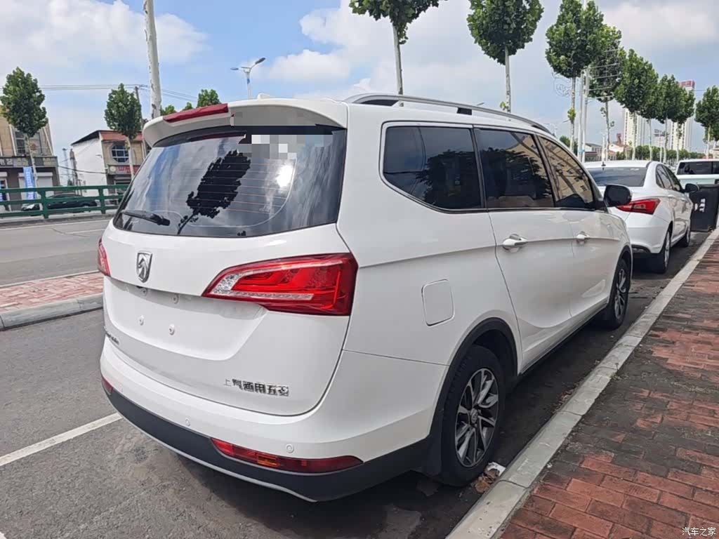 Wuling 730, 2018 7