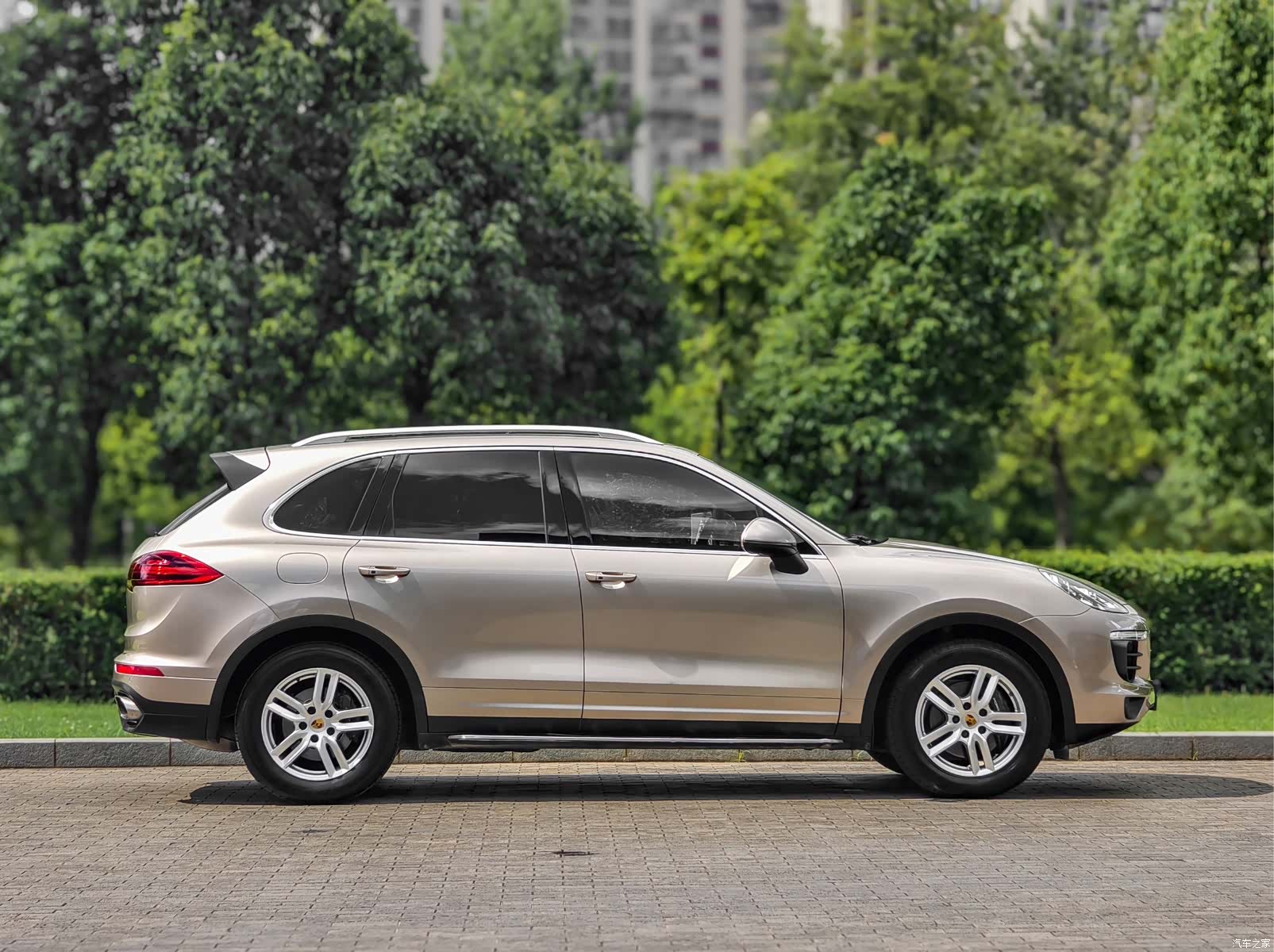 Porsche Cayenne, 2016 7