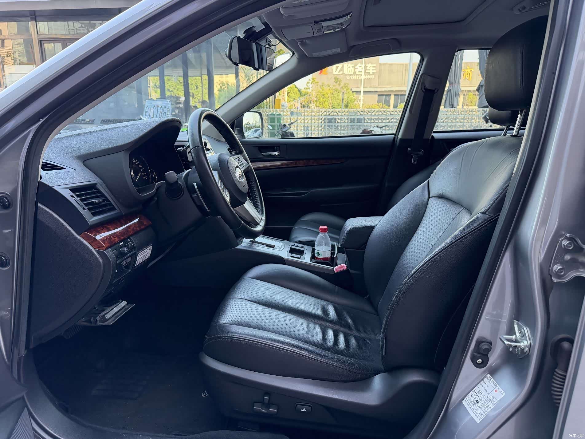 Subaru Outback, 2010 6