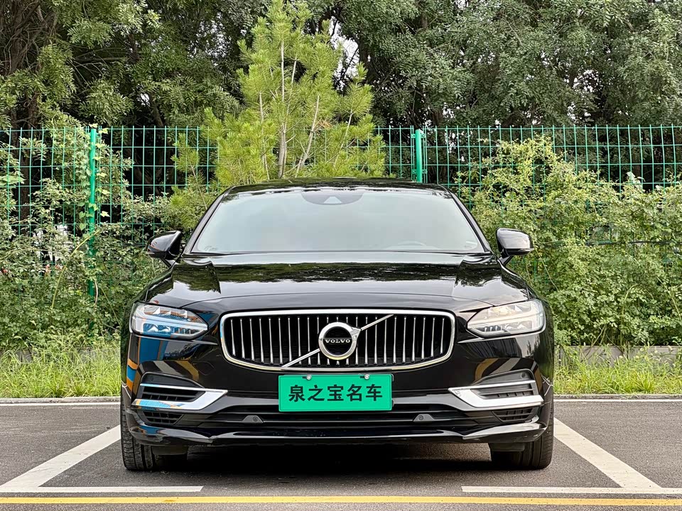 Volvo S90