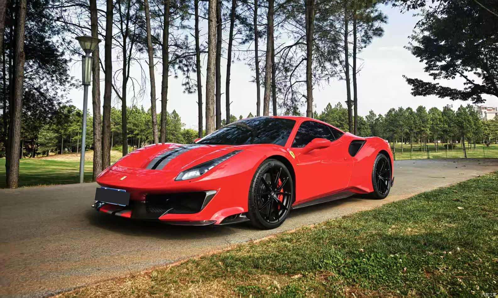 Ferrari 488, 2019 1