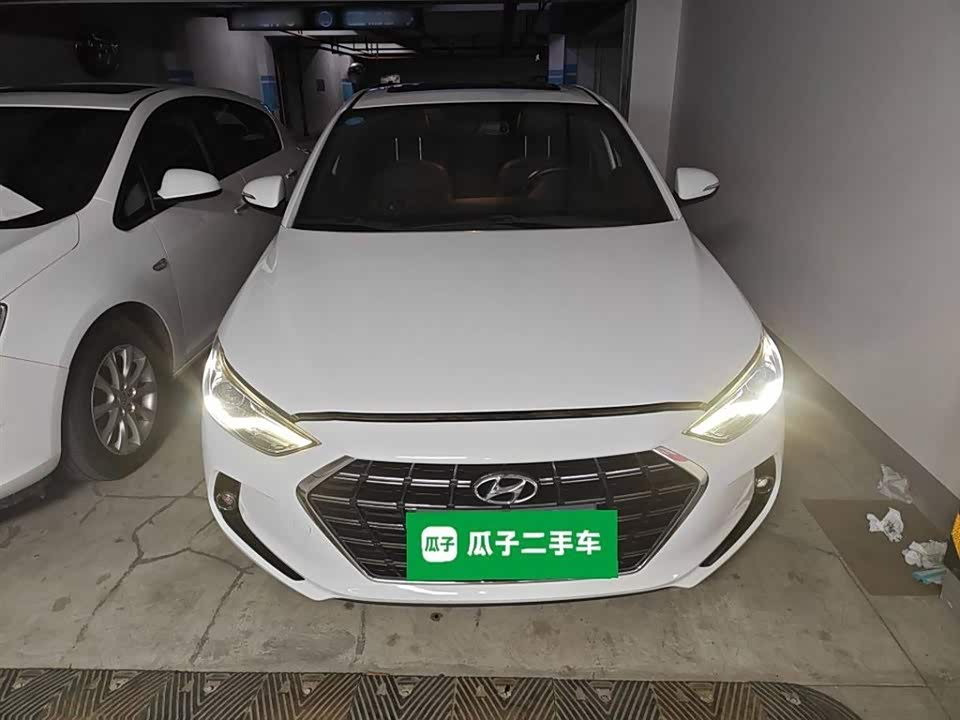 Hyundai Lead