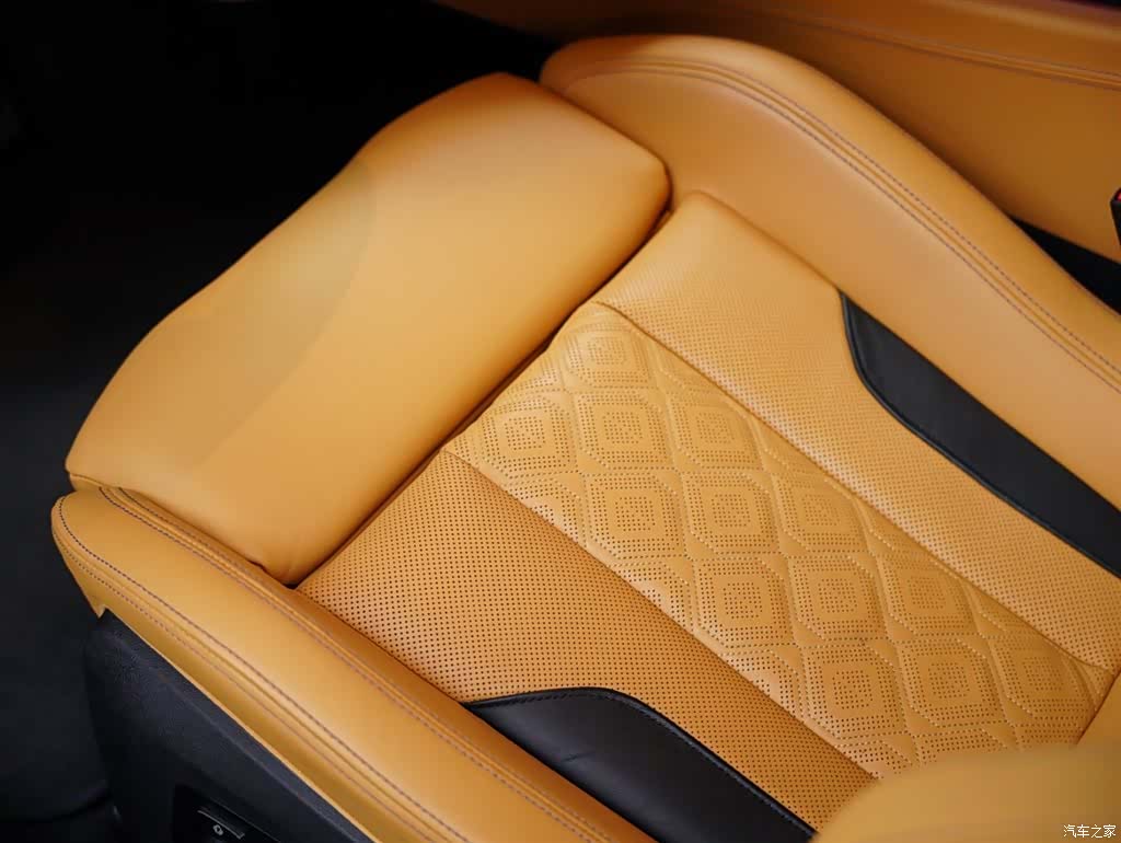 BMW M8, 2021 39
