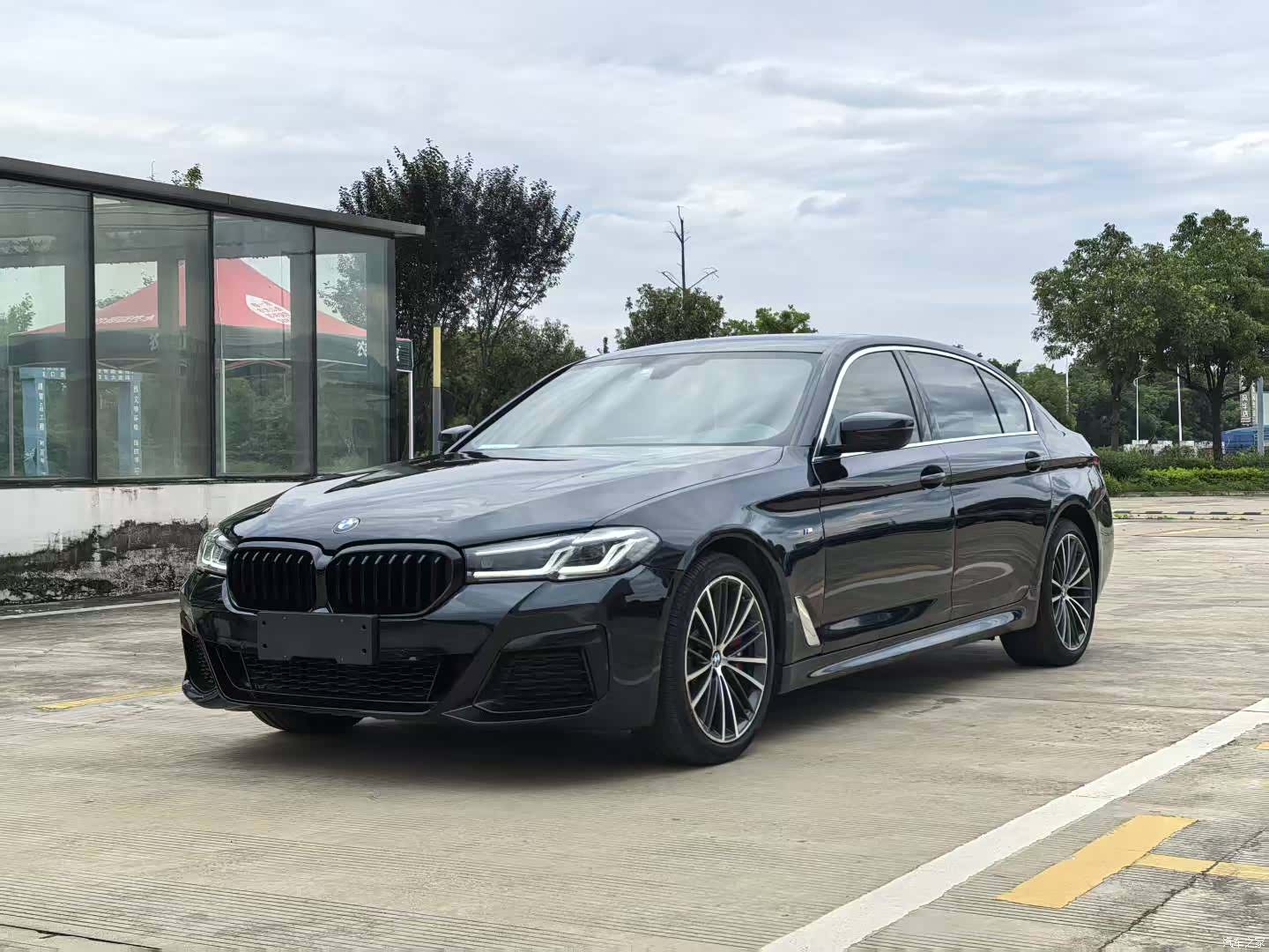BMW 5 Series, 2020 1