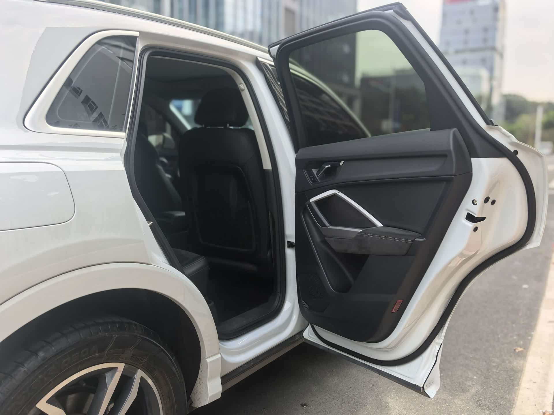 Audi Q3, 2022 9