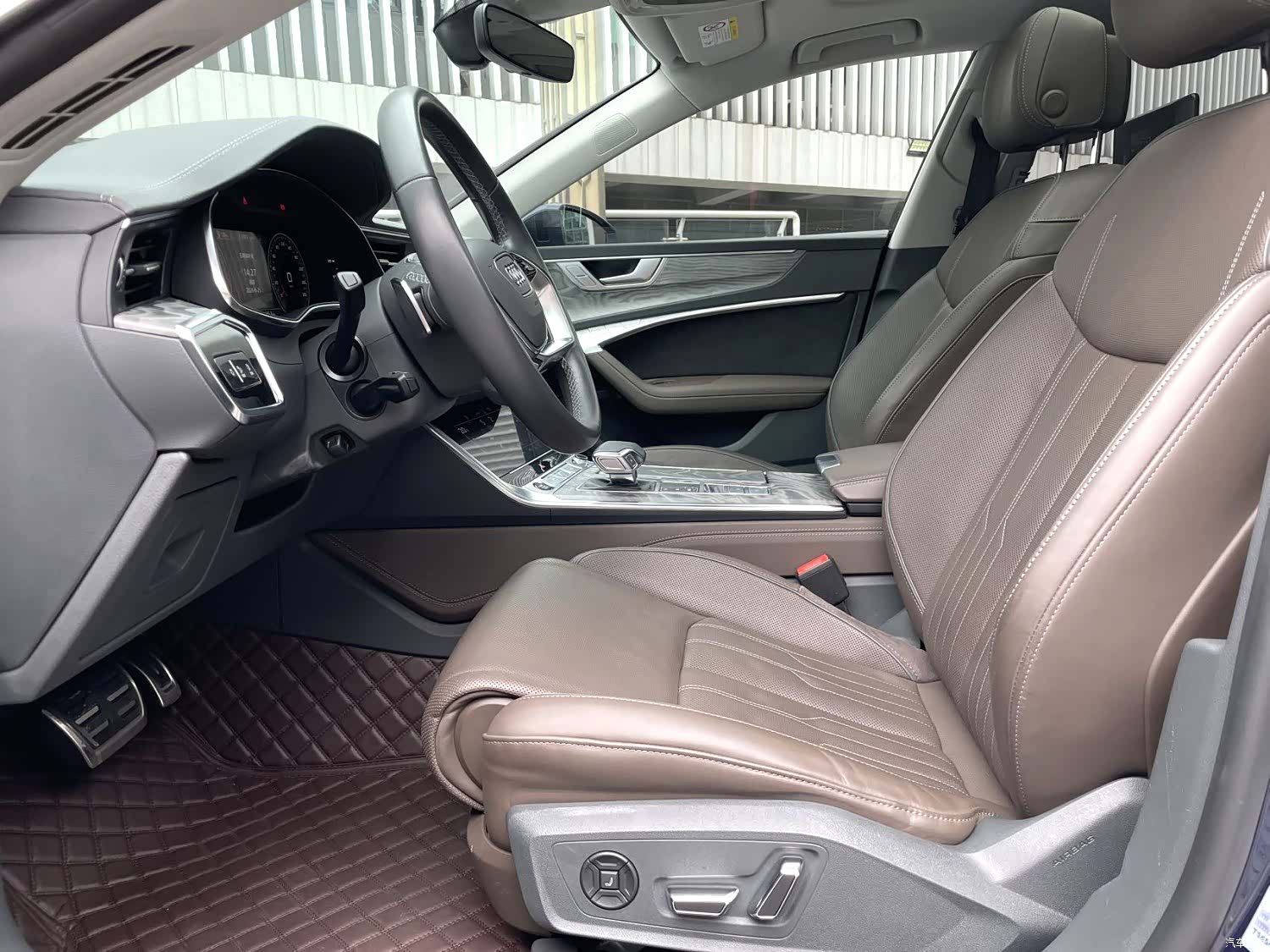 Audi A7L, 2026 4