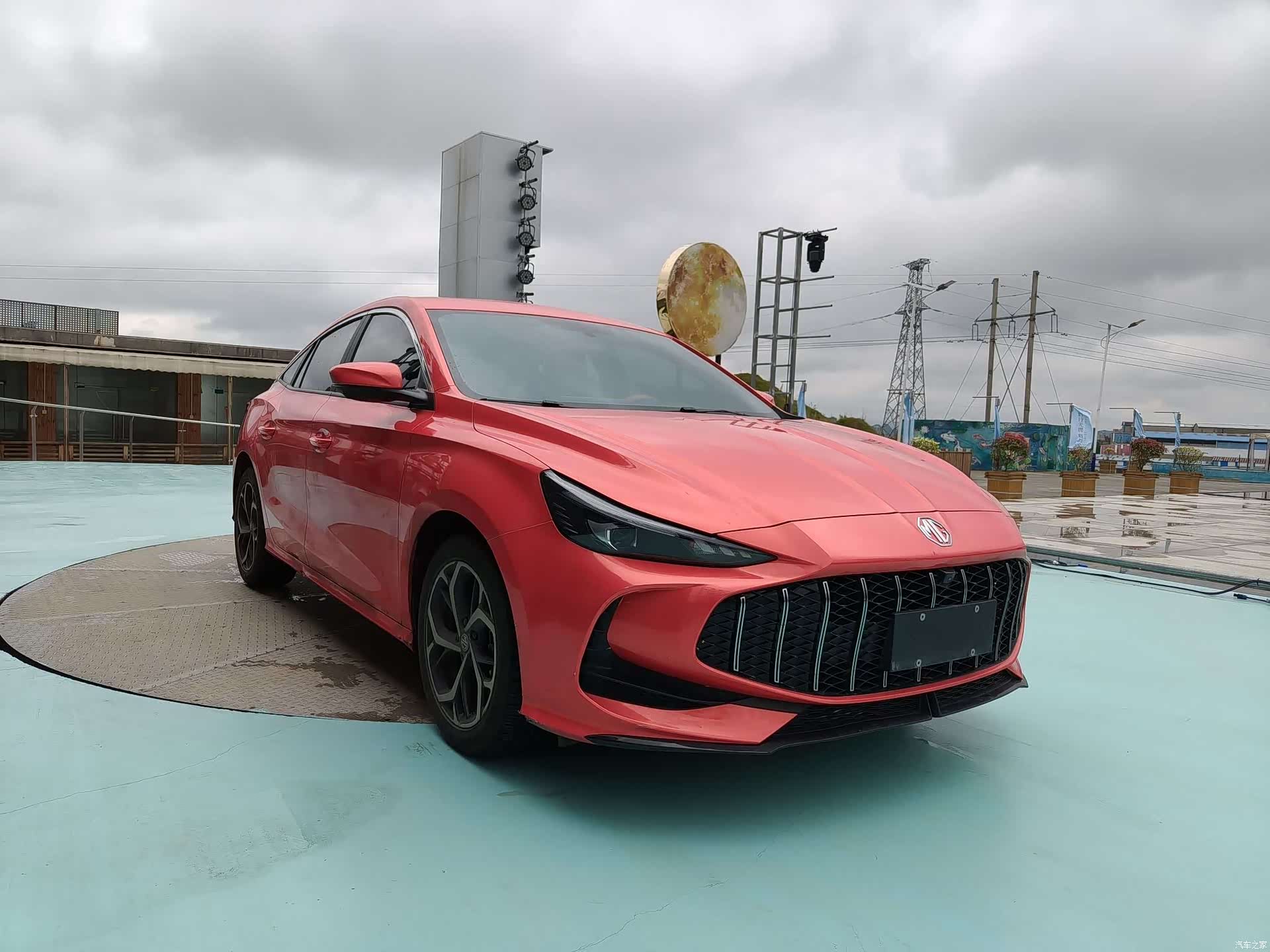 MG MG5, 2025 3