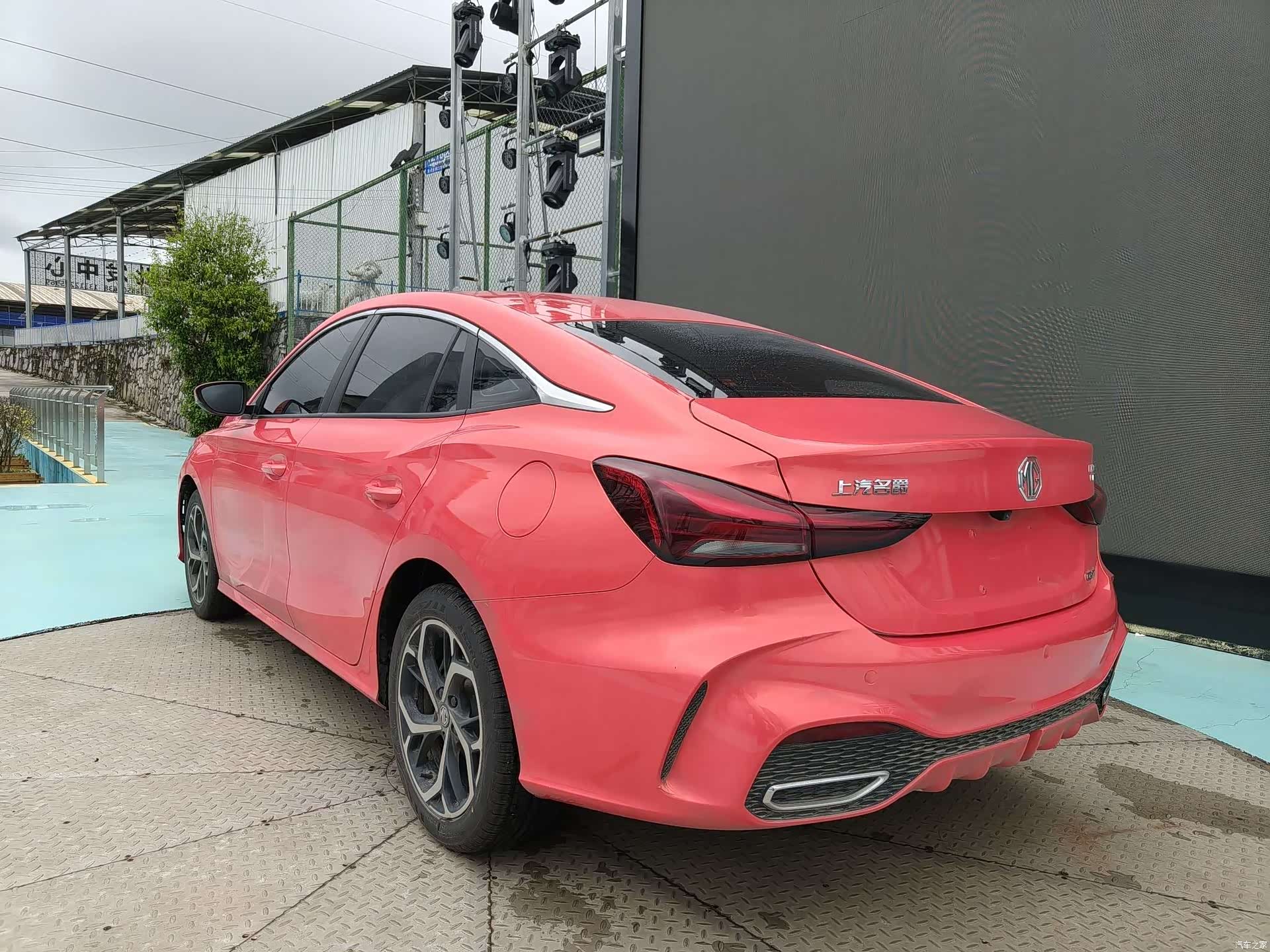 MG MG5, 2025 12