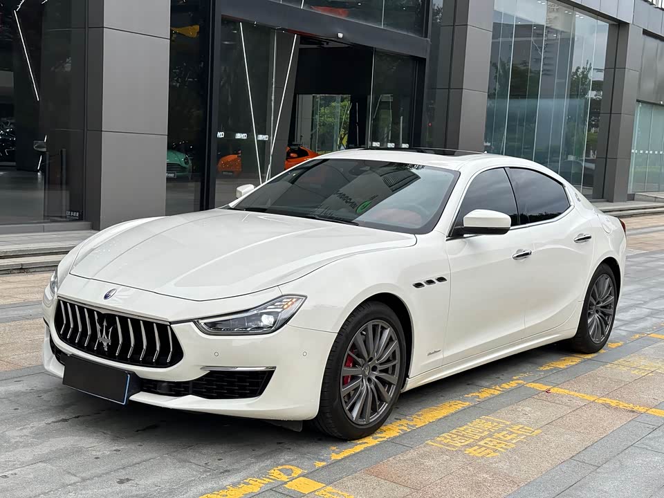 Maserati Ghibli Maserati Ghibli
