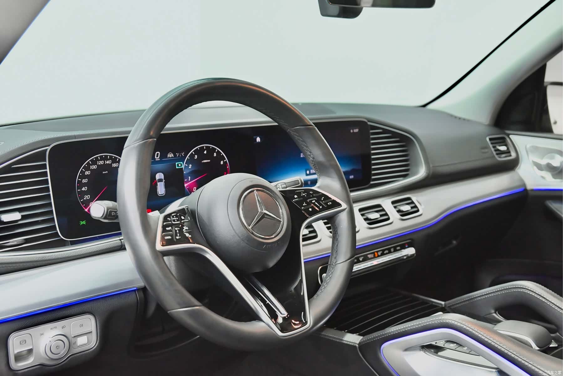 Mercedes-Benz GLE, 2023 18