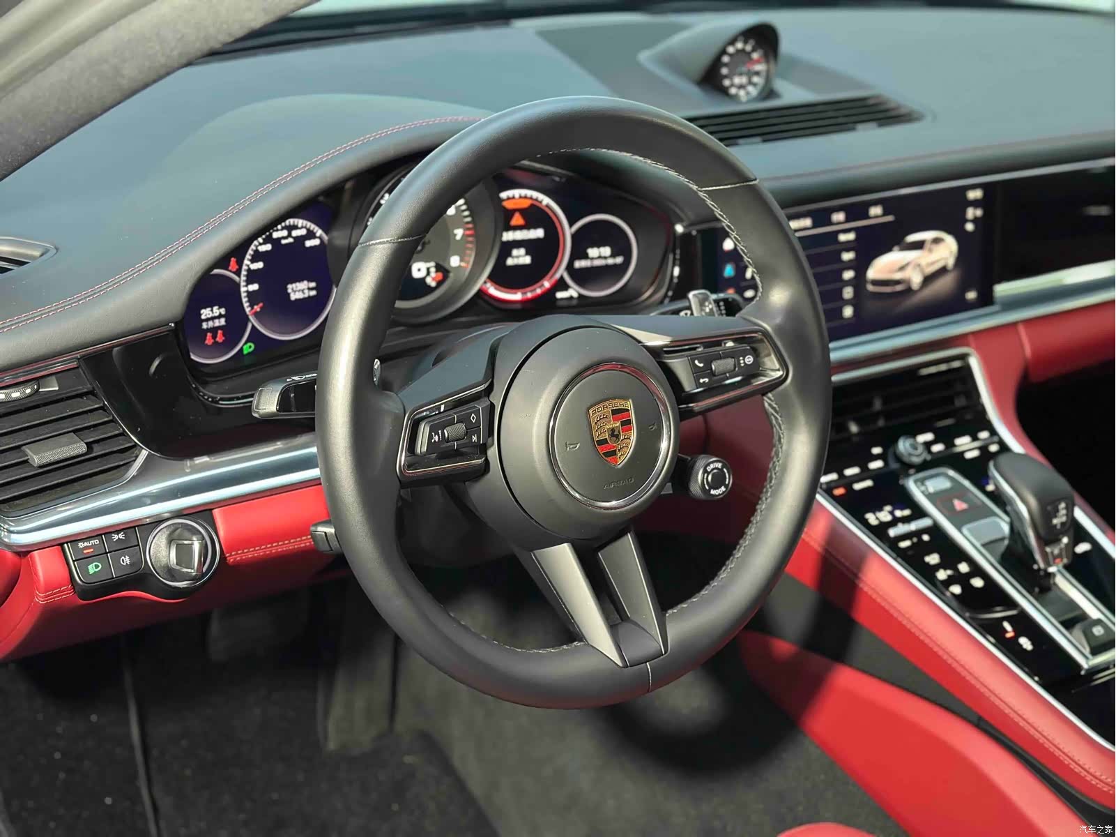 Porsche Panamera, 2023 14