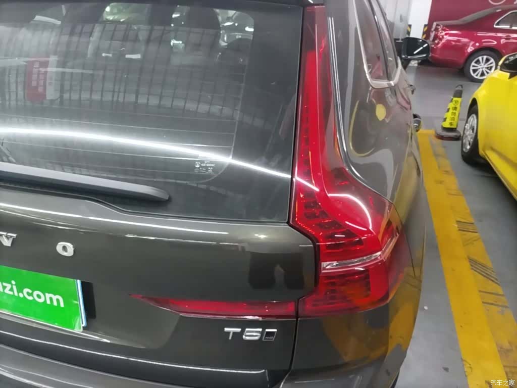 Volvo XC60, 2018 8