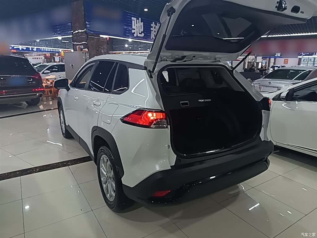 Toyota Frontlander, 2025 все фото