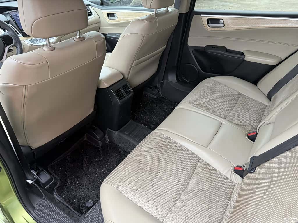 Honda Jade, 2014 9
