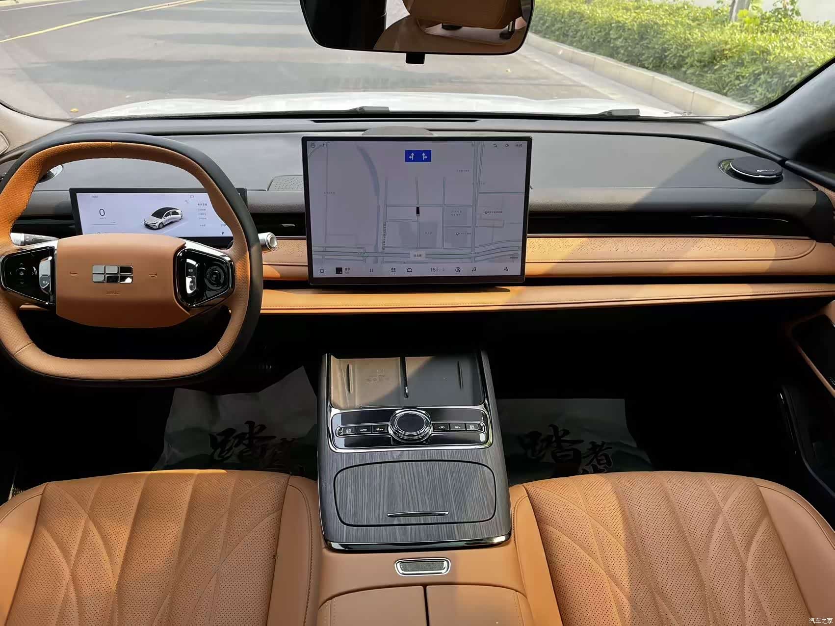 Geely 8, 2025 6