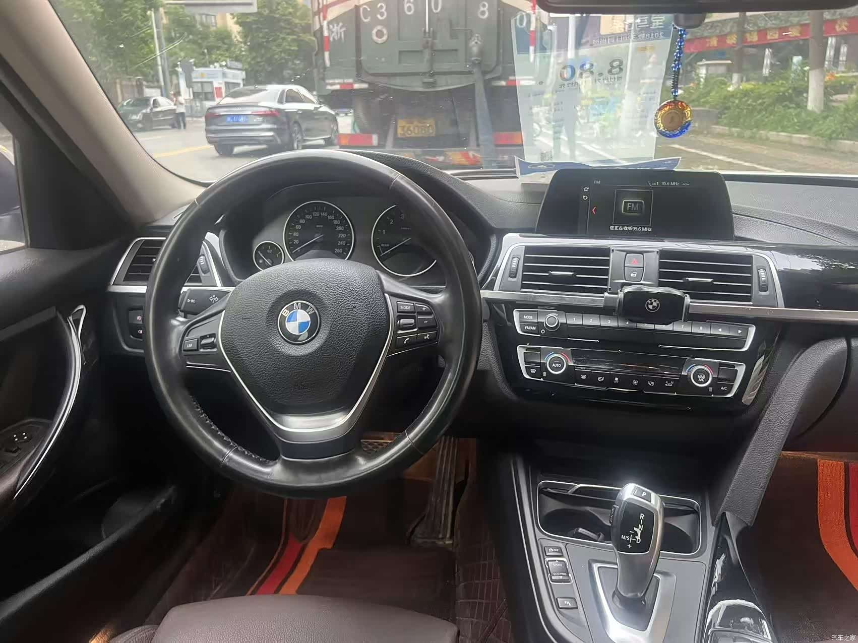 BMW 3 Series, 2018 23