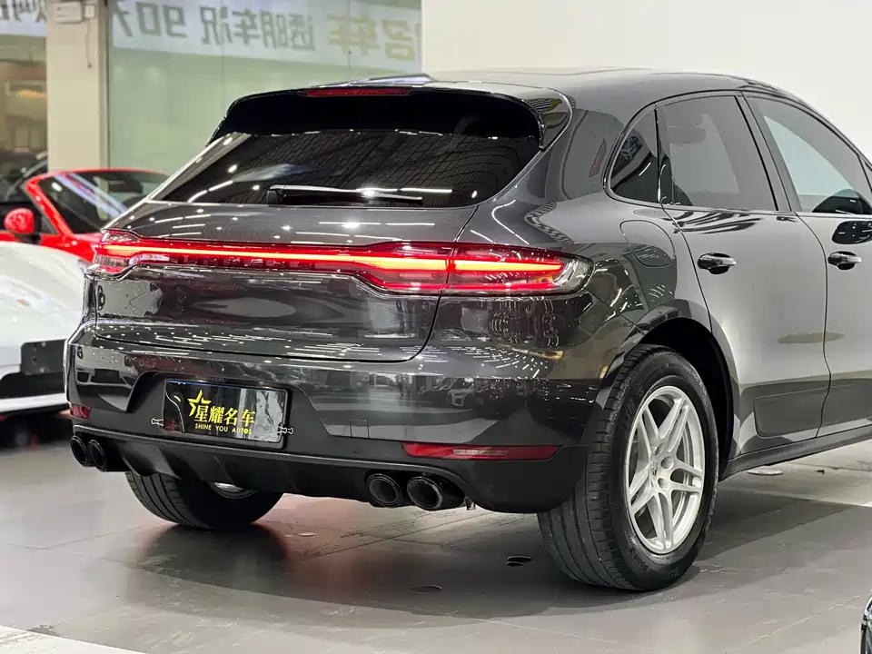 Porsche Macan