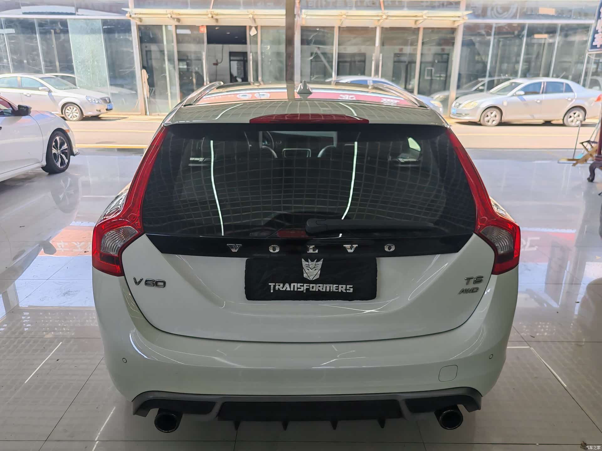 Volvo V60, 2012 все фото