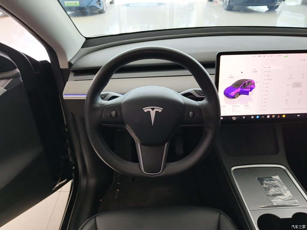 Tesla Model Y, 2024 11