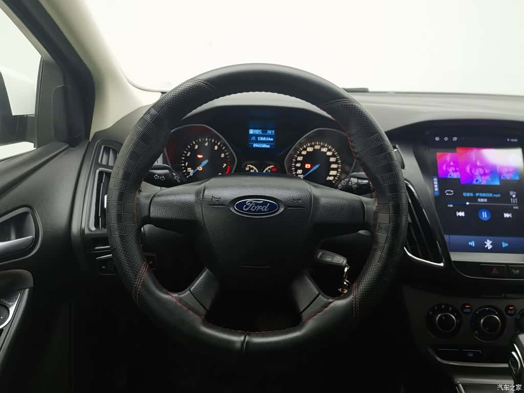 Ford Focus, 2014 11