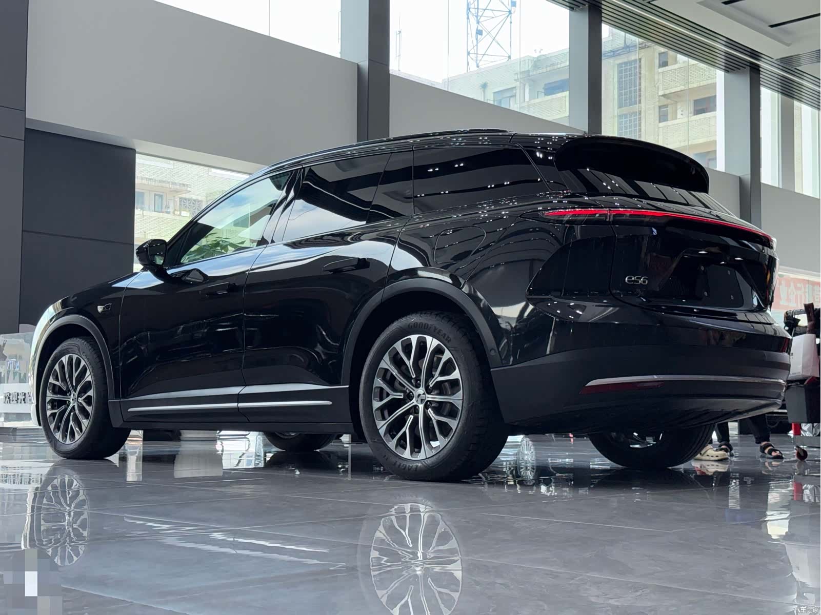 NIO ES6, 2024 10
