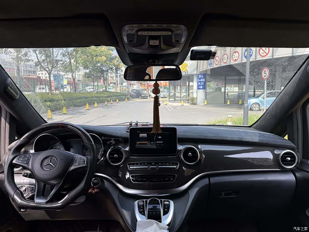 Mercedes-Benz V-Class, 2019 6