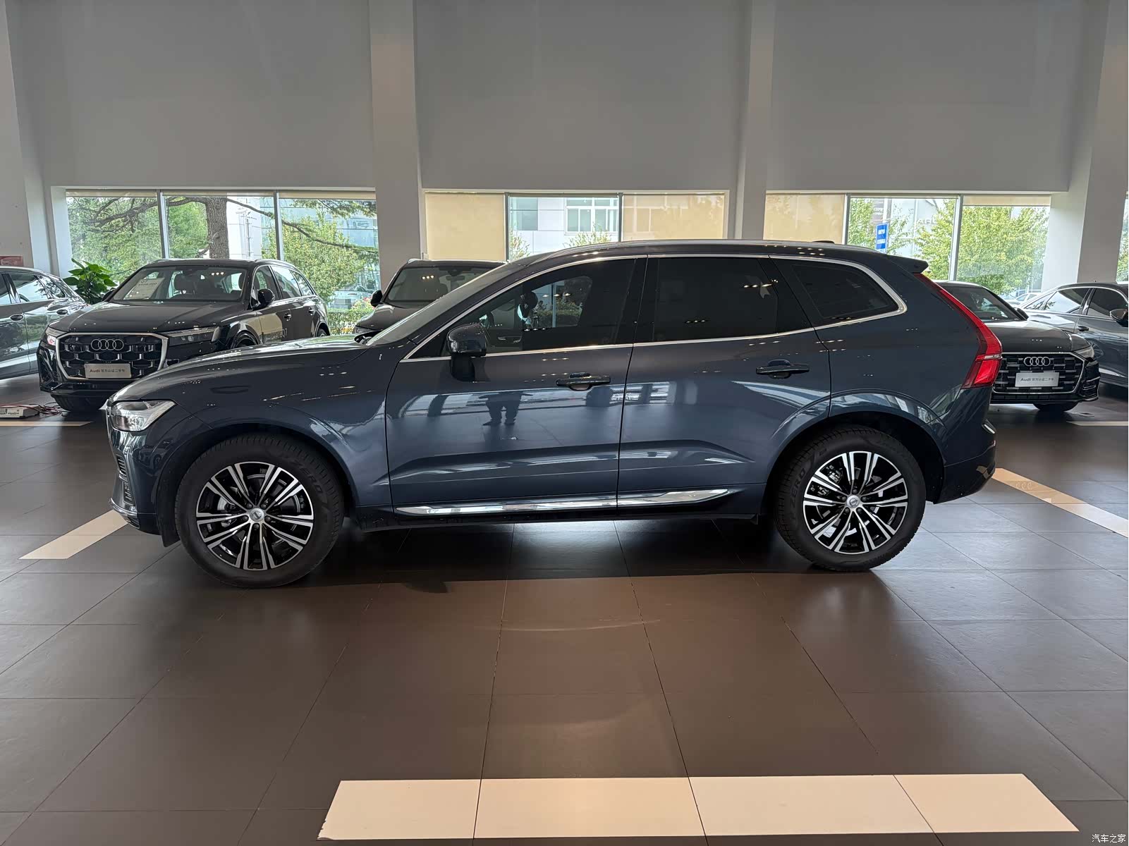 Volvo XC60, 2022 3