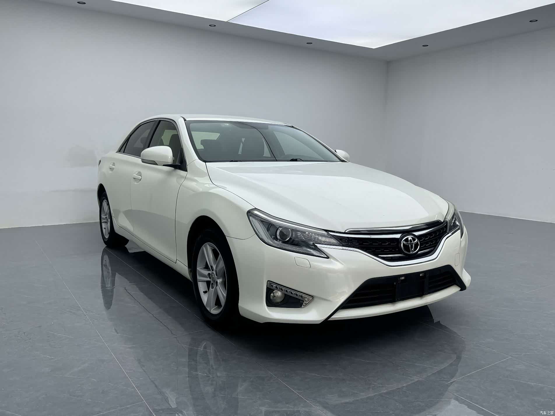 Toyota 2.5S, 2016 2