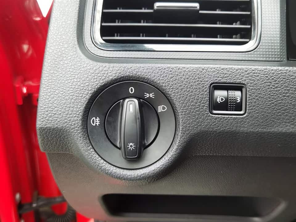 Skoda Xindong