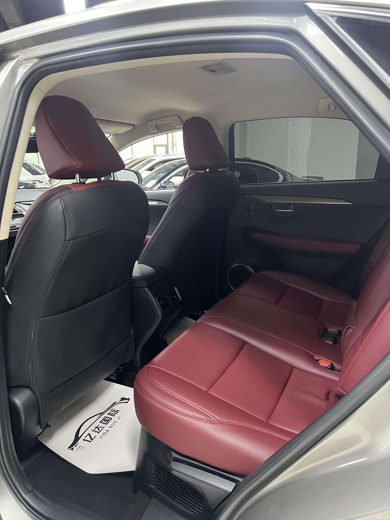 Lexus NX, 2021 20