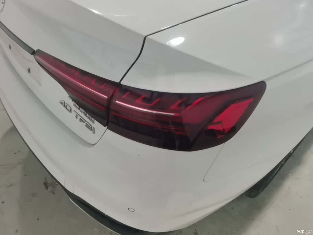 Audi A4L, 2023 8