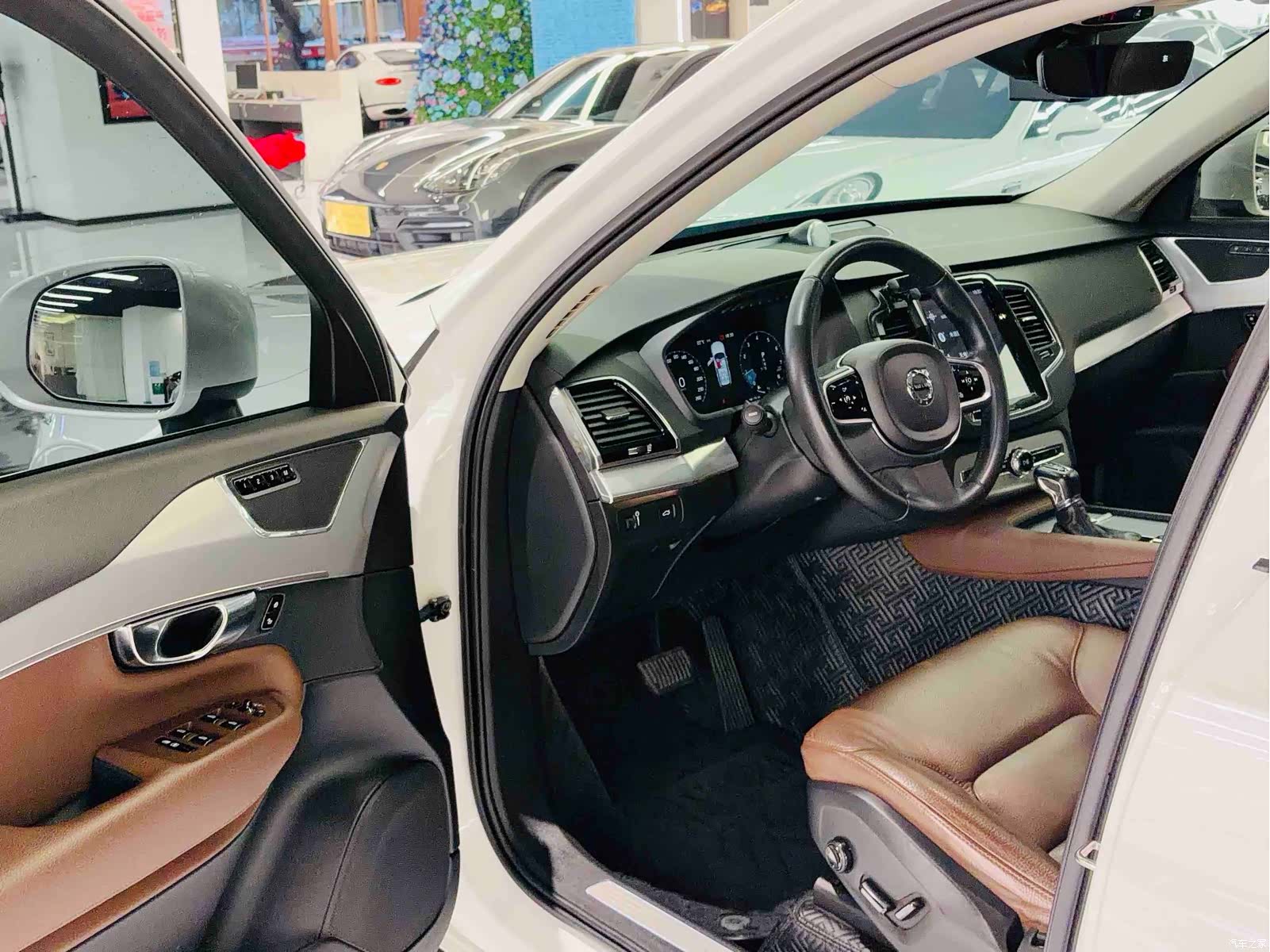 Volvo XC90, 2018 7