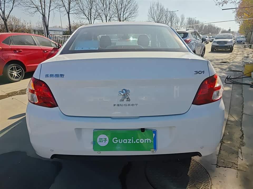 Peugeot 301