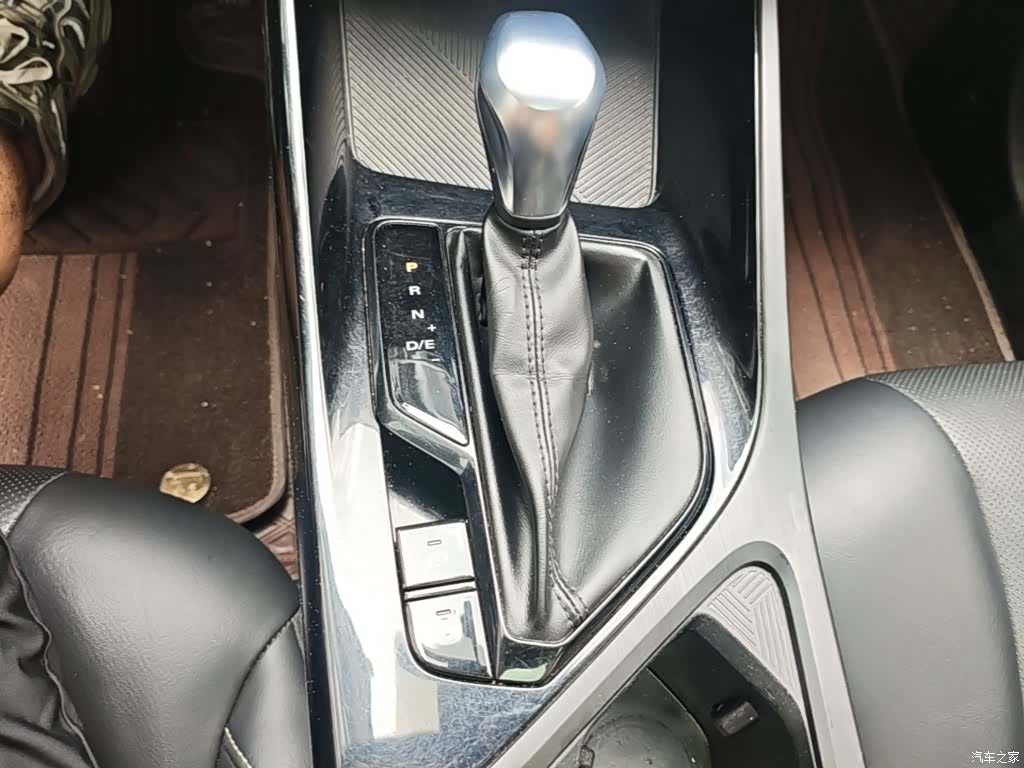 Roewe i5, 2023 14