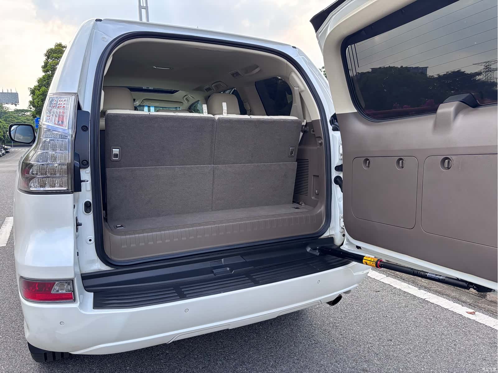 Lexus GX, 2013 12