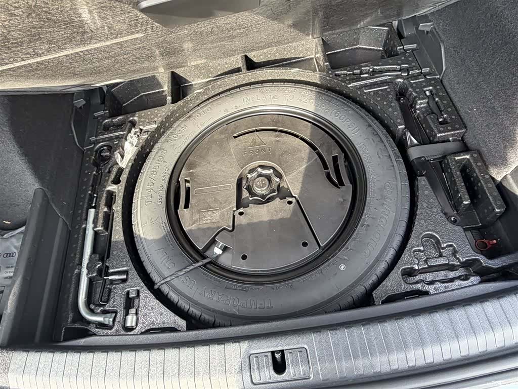 Audi Q3, 2023 15