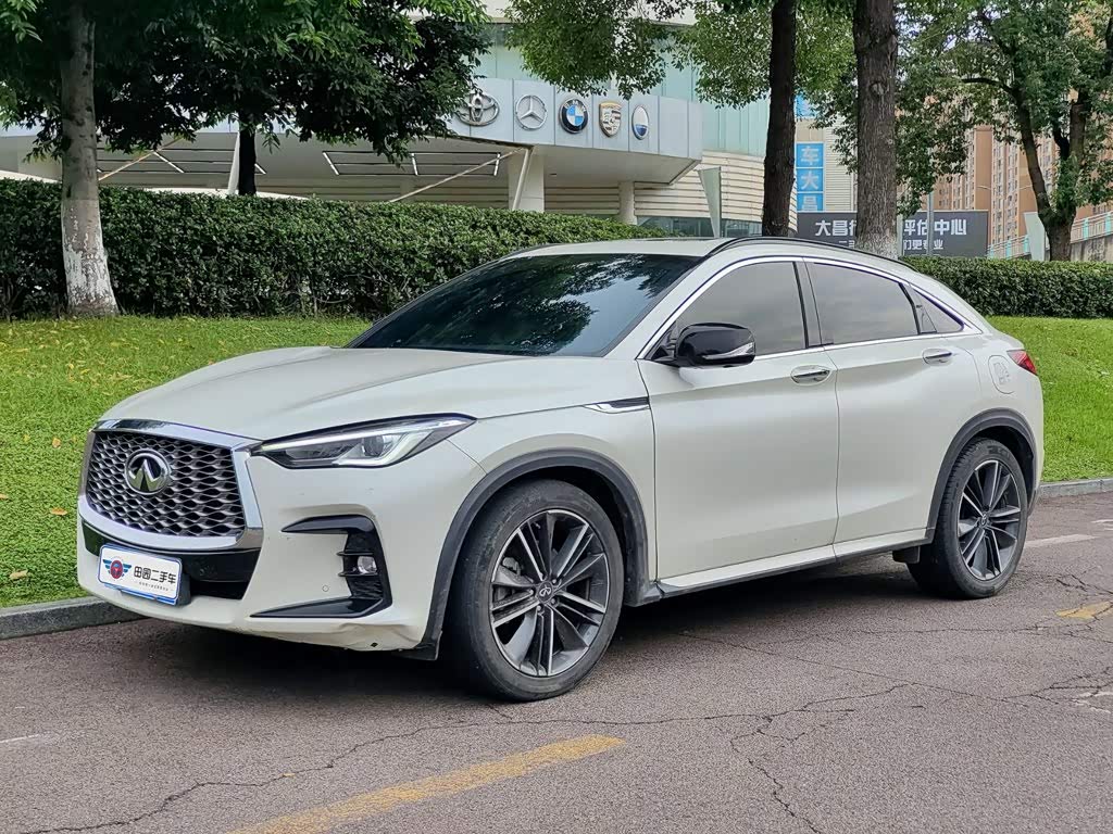 Infiniti QX55
