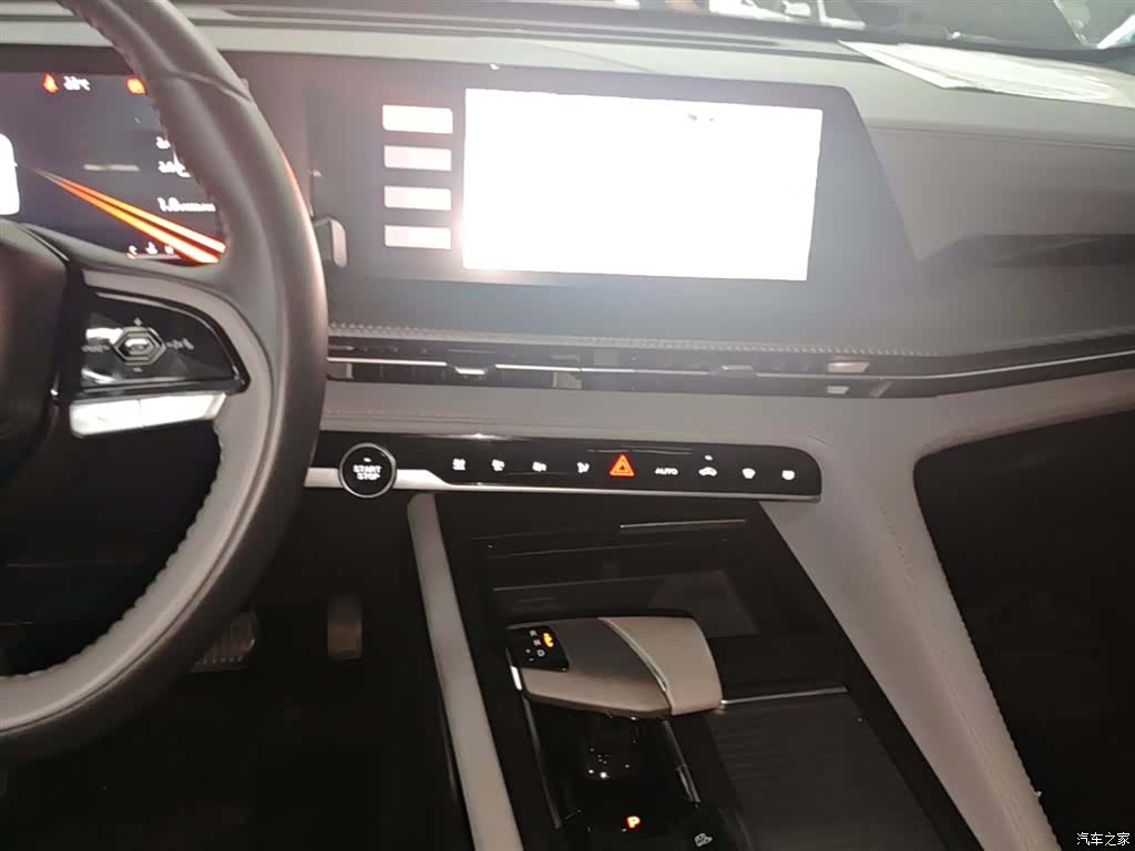 Changan CS75, 2022 13