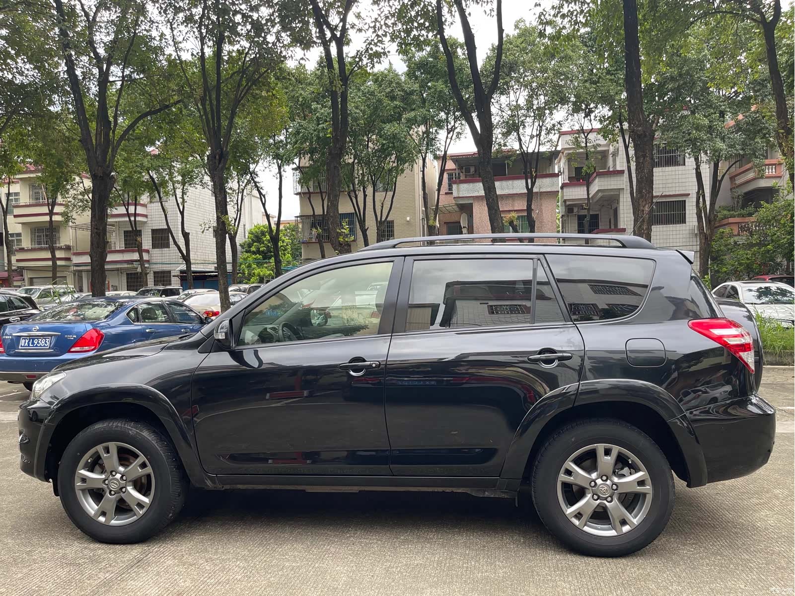 Toyota RAV4, 2013 27