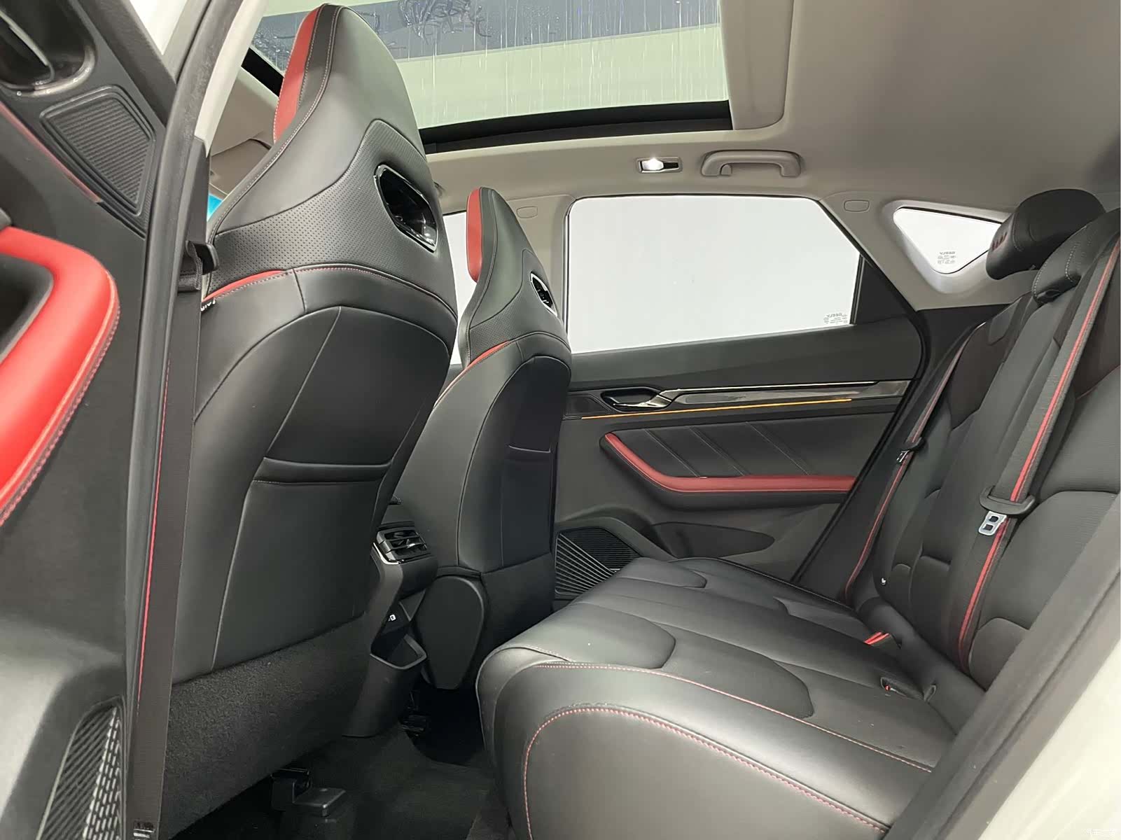 Geely Emgrand, 2021 12