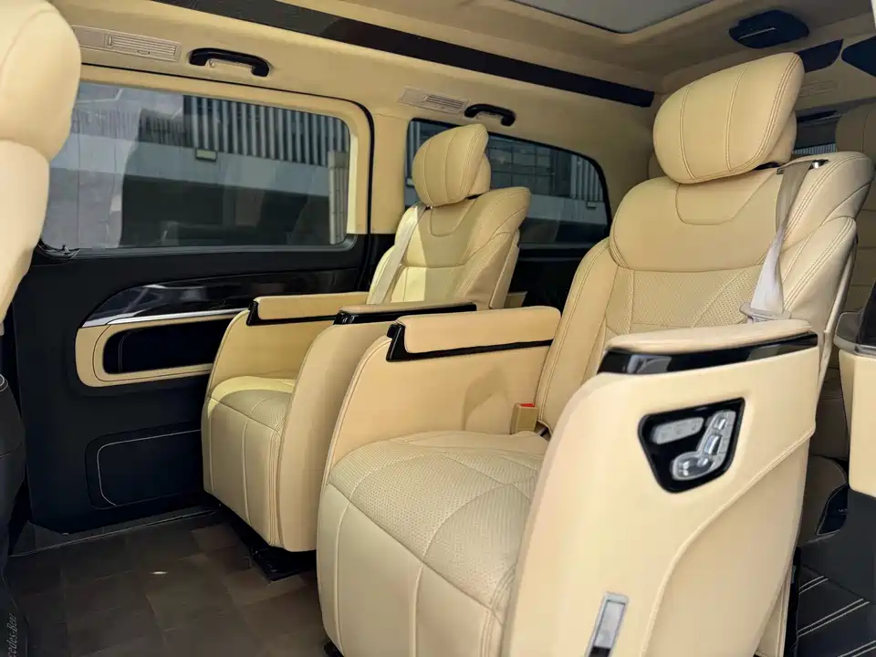 Mercedes-Benz V-class