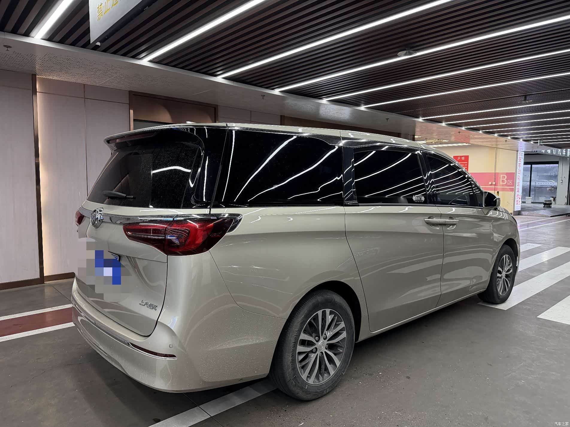 Buick GL8, 2022 11