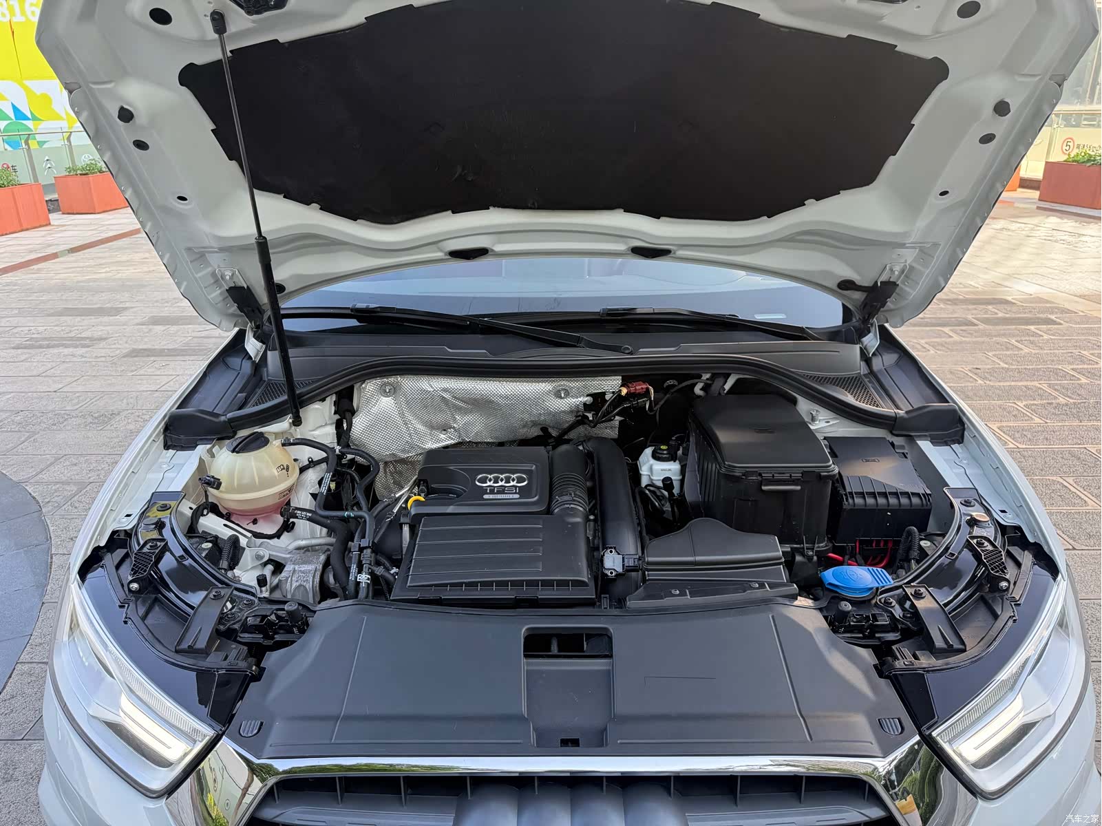 Audi Q3, 2017 11