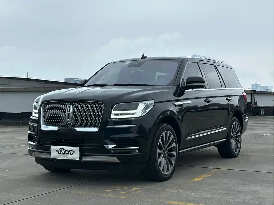 Lincoln Navigator