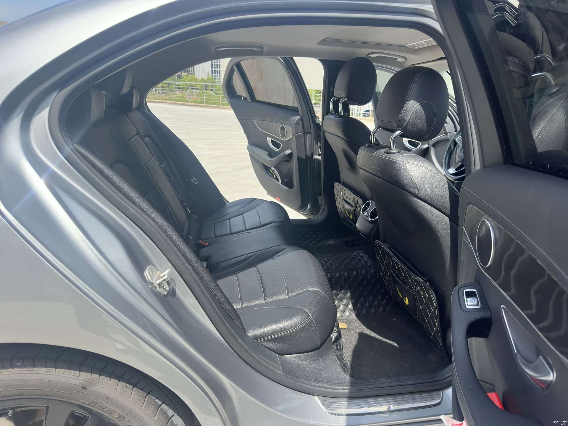 Mercedes-Benz C-Class, 2015 11