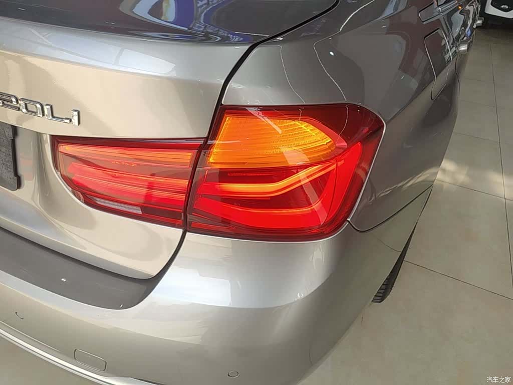 BMW 3 Series, 2018 8