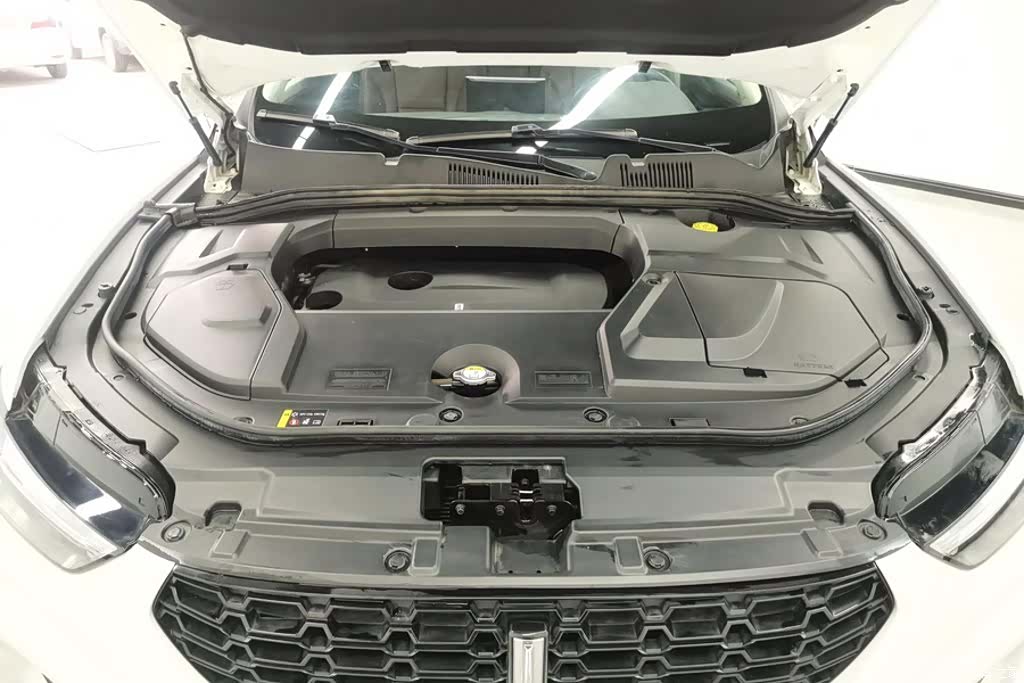 WEY VV5, 2017 10