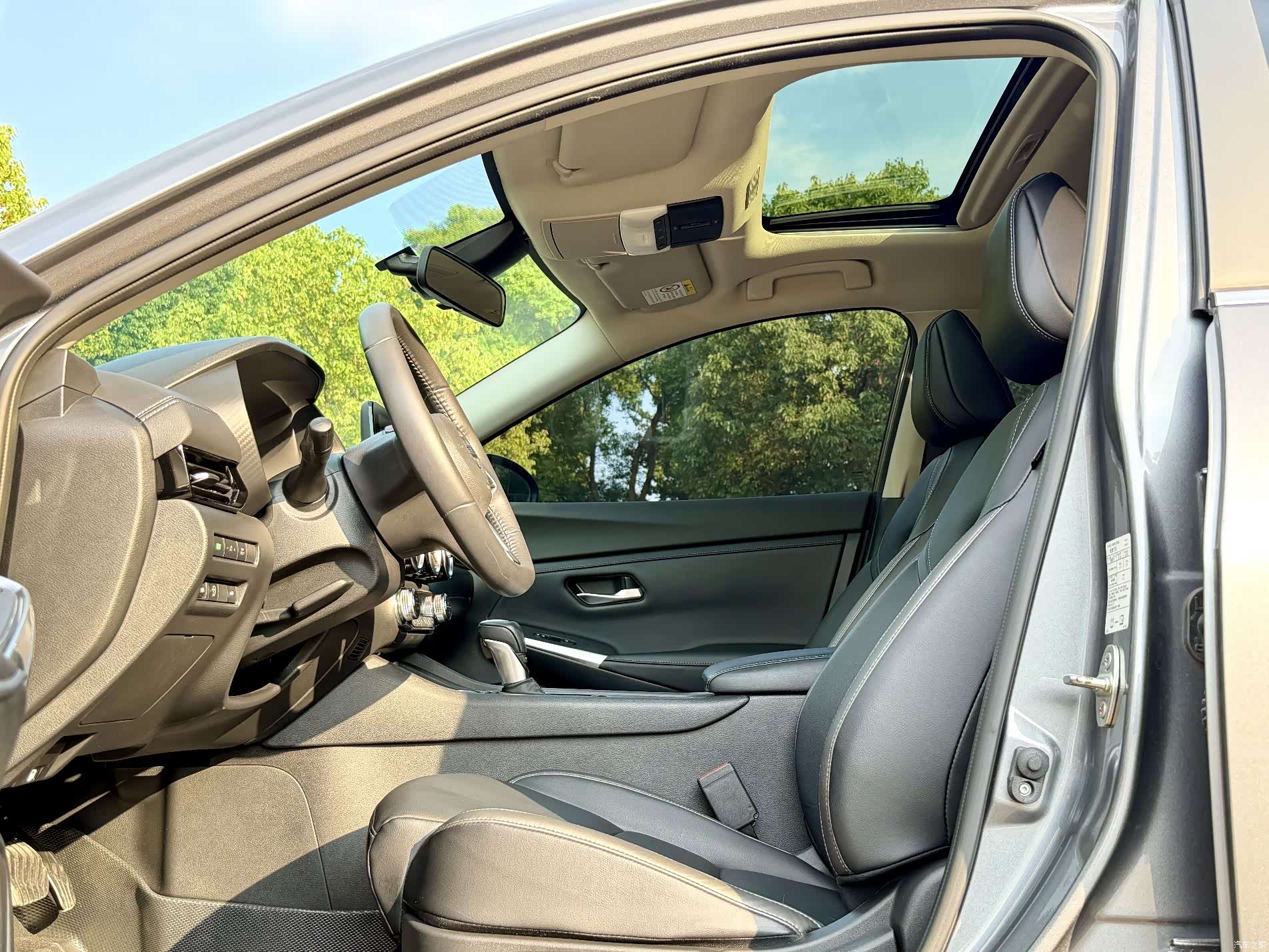 Nissan Sylphy, 2022 10
