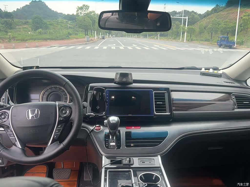 Honda Elysion, 2019 9